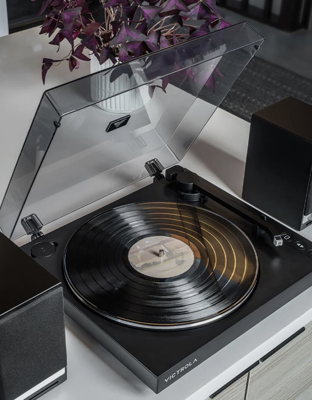 Victrola - Victrola Automatic Turntable + Victrola Tempo Bookshelf Speakers Bundle - Black