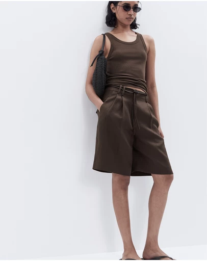 UNISON - Longline Bermuda Short