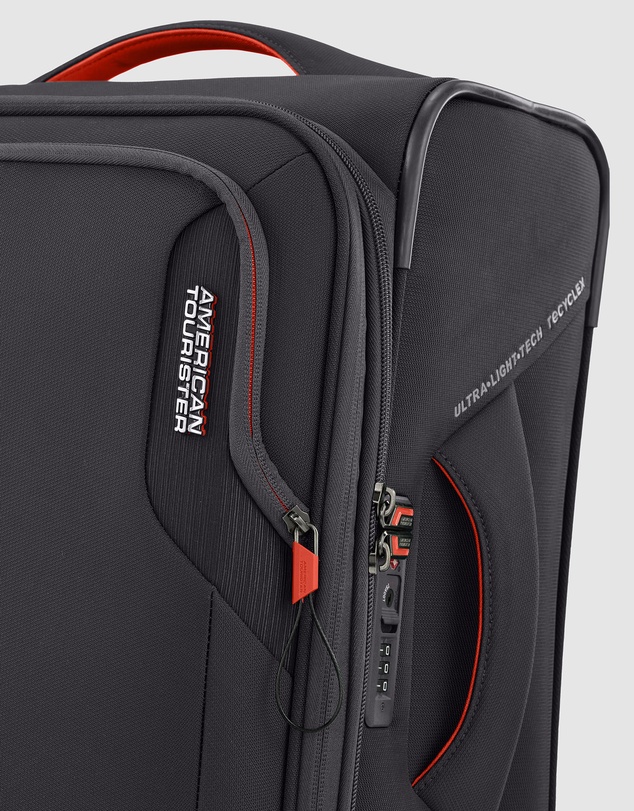 American Tourister - Applite 5 Medium Suitcase (72cm)