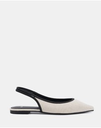 Novo - Cassey Flats