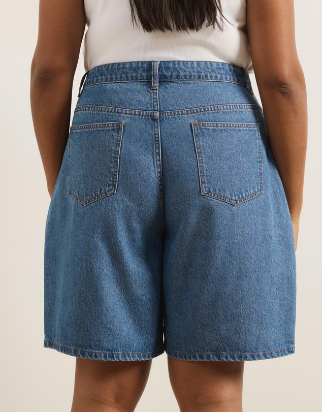 Atmos&Here Curvy - Ada Bermuda Denim Shorts