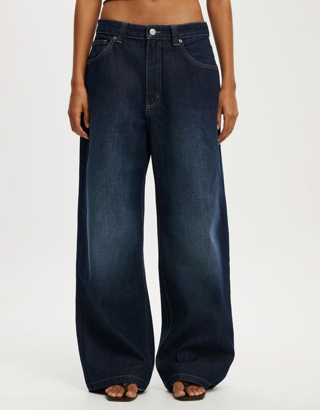 Cotton On - Low Super Baggy Jeans
