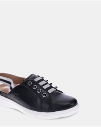 Mia Vita - Bugsy Slip-On - Black