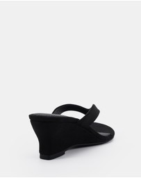 Novo - Zepher Wedges