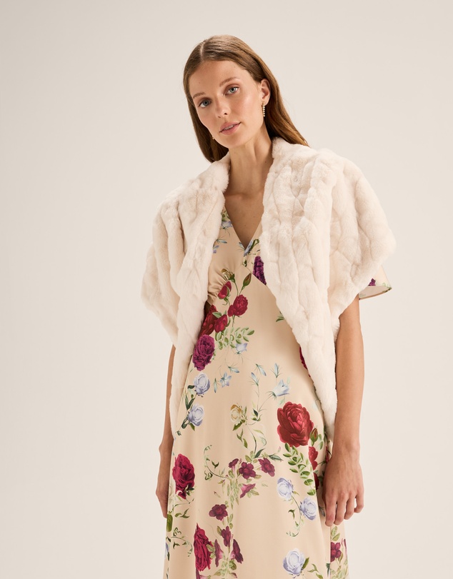 Review - Sovereign Faux Fur Stole