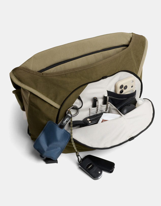 Bellroy - Venture Messenger 14