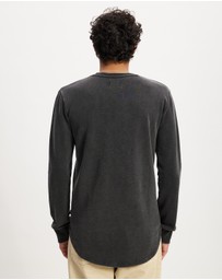 Silent Theory - 2-Pack Curved Hem Crew Tee
