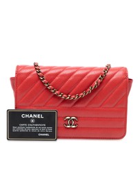 Pre-Loved by Azura Reborn - Pre-Loved Quilted Goatskin Diagonal Wallet On Chain
