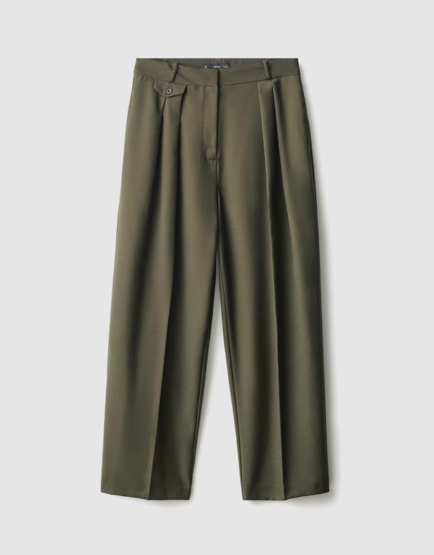 M.N.G - Pleated Trousers With Button Detail