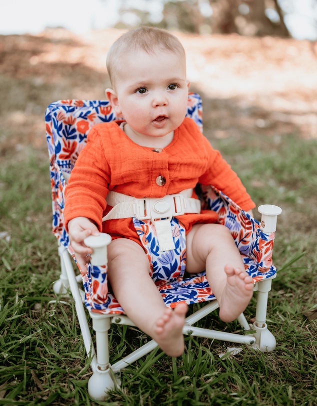 IZIMINI - Willow Baby Chair V2 & Beach Toys