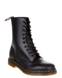 Dr Martens - 1490 10 Eye Lace-Up