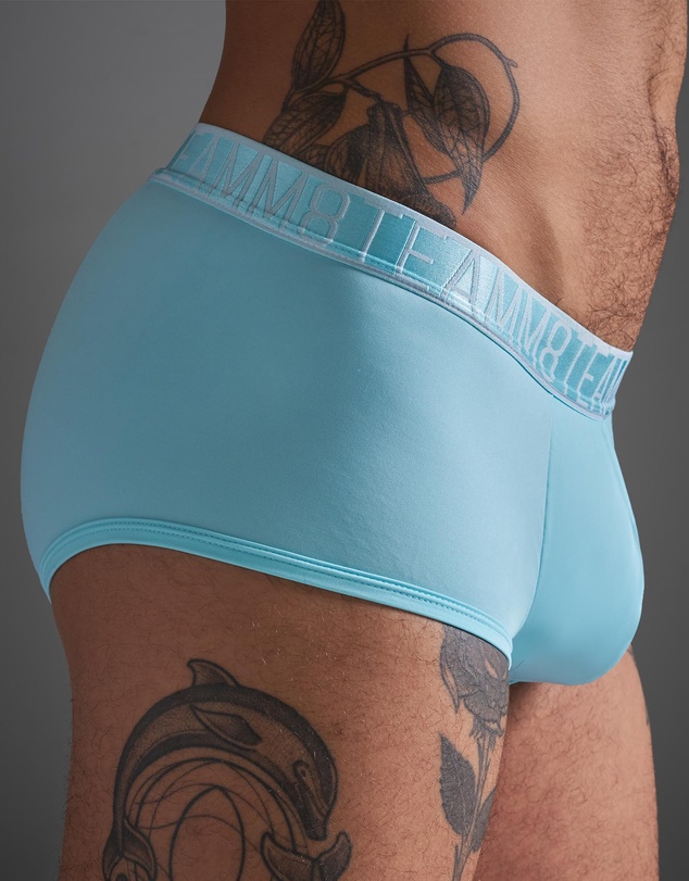 TEAMM8 - Shade Booty Trunk