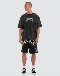 Kiss Chacey - Cagey Oversized Tee