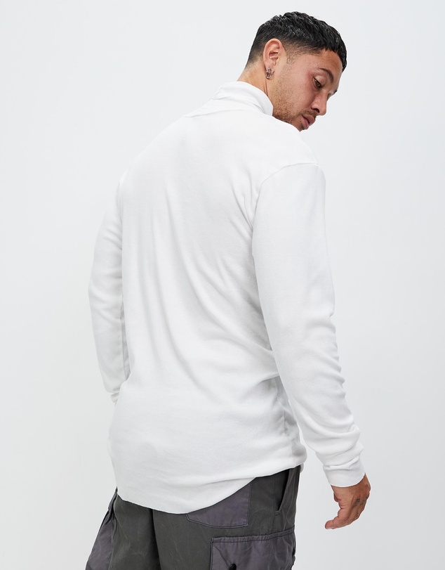 Surrounded By Ghosts - The Atacamite Slim Rib Knit Turtle Neck T-Shirt