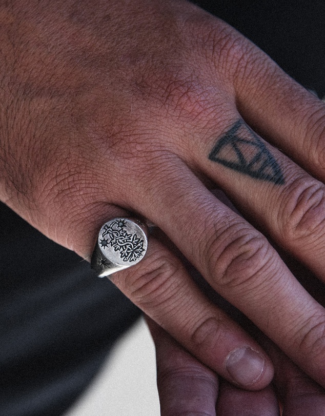 Haze & Glory - ICONIC EXCLUSIVE - Antidote Signet Ring in Oxidised 925 Silver