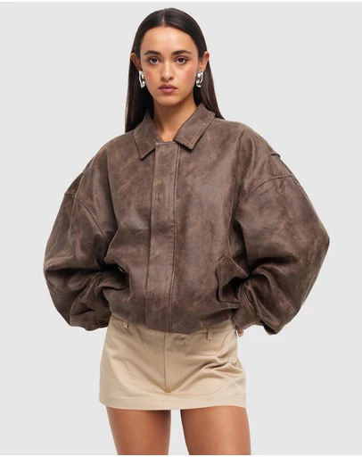 Lioness - Kenny Bomber