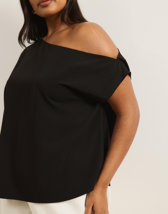 Atmos&Here Curvy - Willow Off Shoulder Top