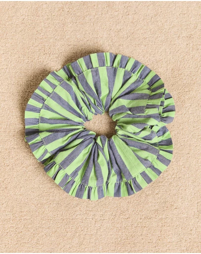Damson Madder - Frill Edge Scrunchie