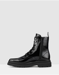 Rollie - Pointed Sidezip Boot
