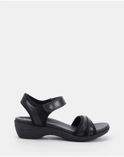 Clarks - Agnes Black