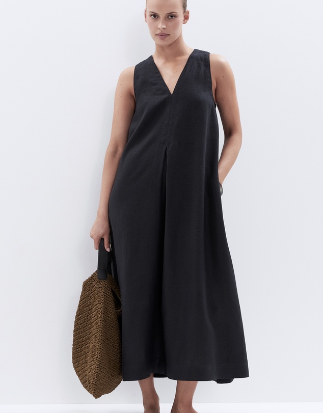 UNISON - Linen V Neck Maxi Dress
