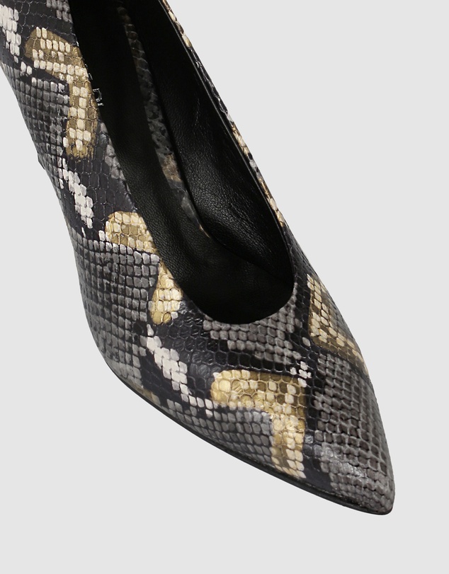 Sempre Di - Denise Heels