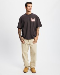 Deus Ex Machina - Junkyard Dog Tee - ICONIC EXCLUSIVE