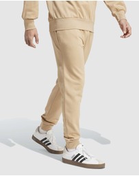 adidas Sportswear - Essentials Feelcozy Fleece Pants
