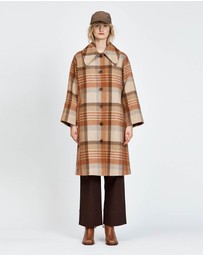 bul - Varjo Coat Check