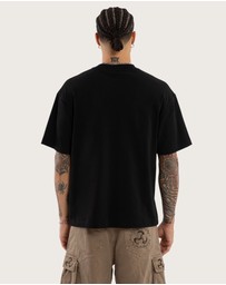 Kiss Chacey - Marked Street Tee