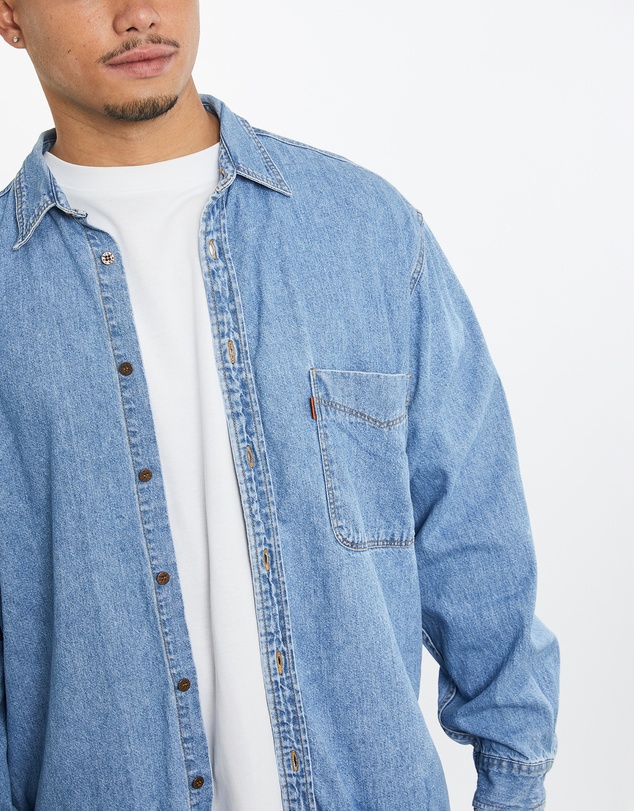 Vintage by The Real Deal - Pre Loved - Vintage 90s Levi's Denim Button Up Shirt