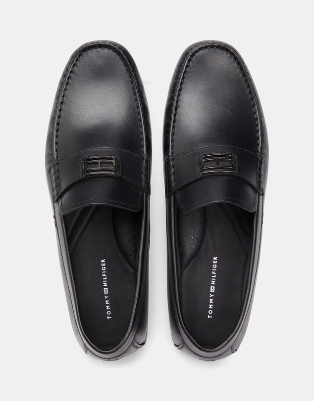 Tommy Hilfiger - Hardware Hilfiger Driver Shoes - Men's