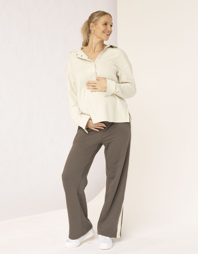 Angel Maternity - Daily Snap Button Collar Sweatshirt in Apricot
