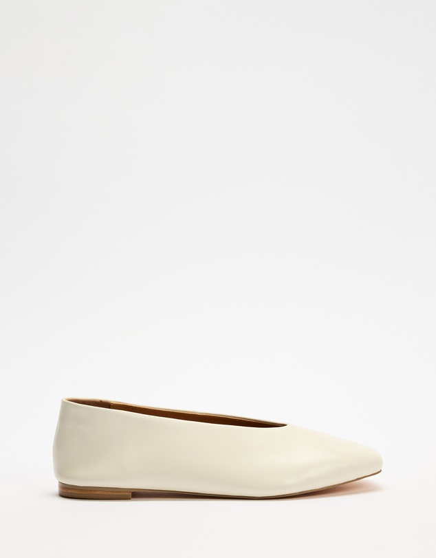 AERE - Lani Leather Ballet Flats
