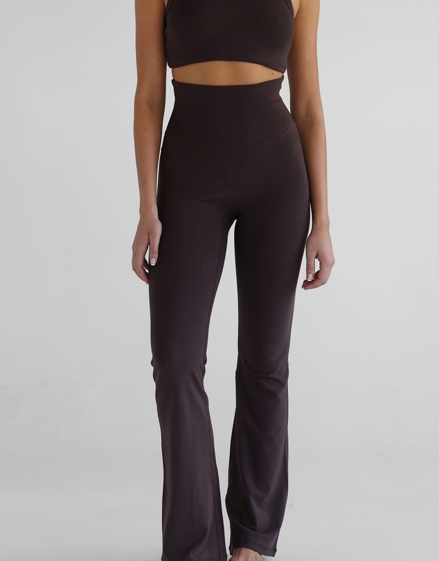 Leelo Active - Lounge Flare Pants - ICONIC EXCLUSIVE