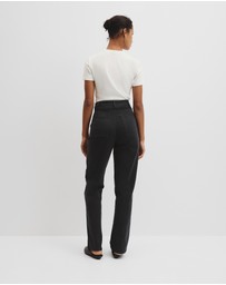 Country Road - Refined High Rise Slim Jean