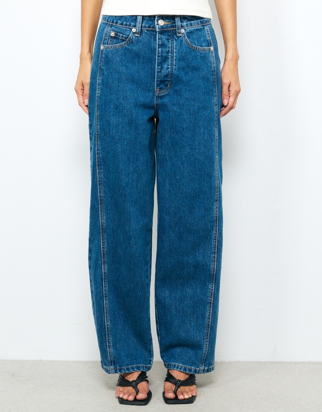 AERE - Mid Rise Straight Leg Jeans