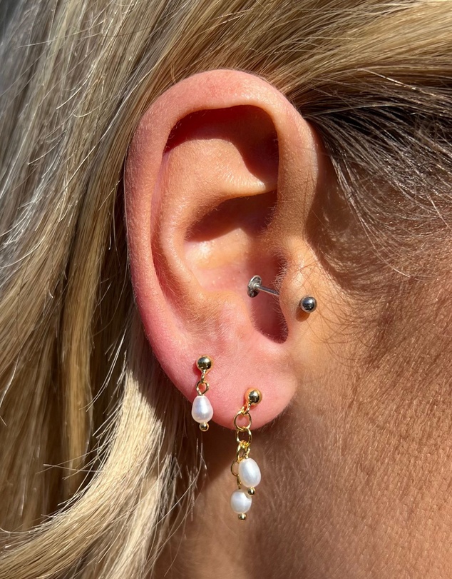 Izoa - Dove Earrings