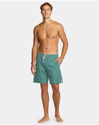 Billabong - Mens Wategos Lo Tide 185 Boardshorts