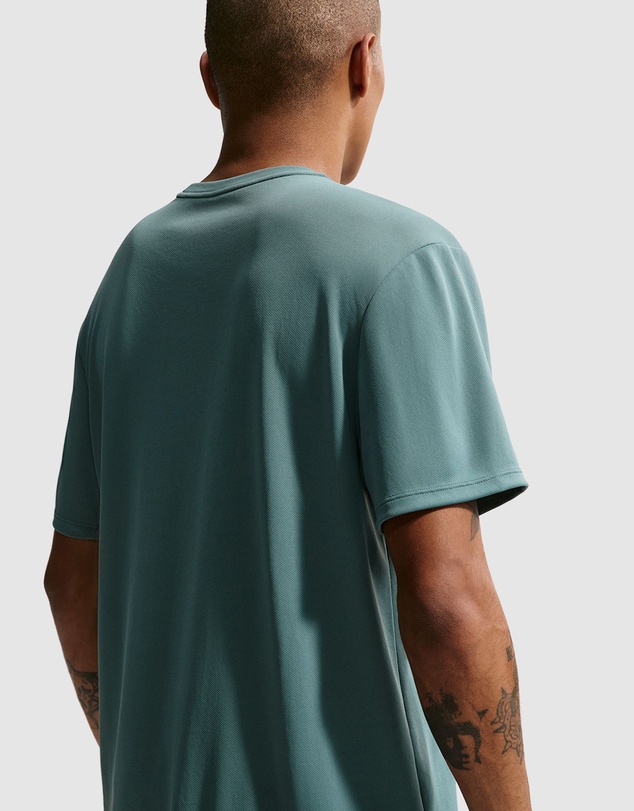 Nike - Nike Dri-FIT UV Miler Short Sleeve Top