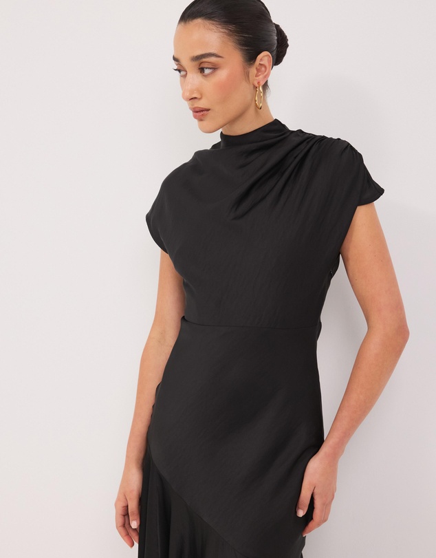 Calli - Easton Satin Midi Dress