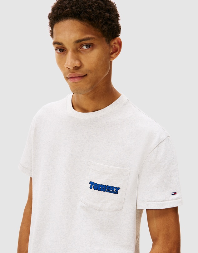 Tommy Jeans - Back Logo Slim Crew Neck T-Shirt