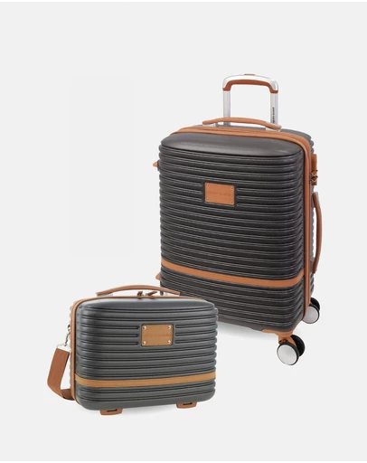 Pierre Cardin - Pierre Cardin Classique Cabin White Hard Shell with Mini Beauty Case Set