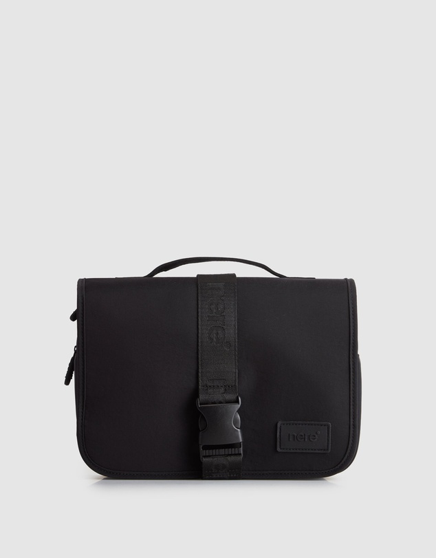 Nere - Bondi Hanging Toiletry Case