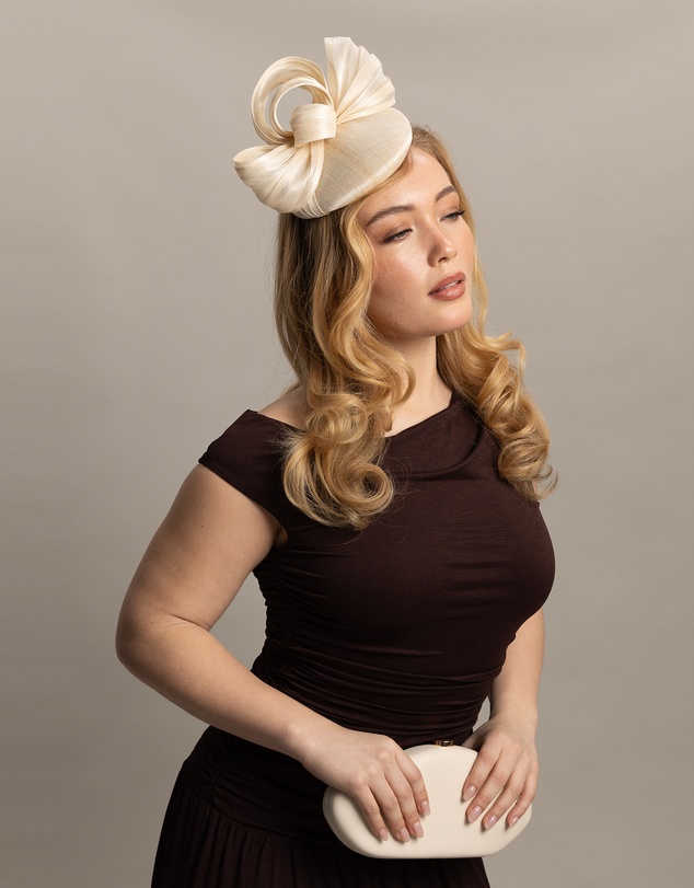 Morgan & Taylor - Chantelle Fascinator in Natural Beige