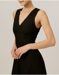 Tussah - Annabelle Midi Dress
