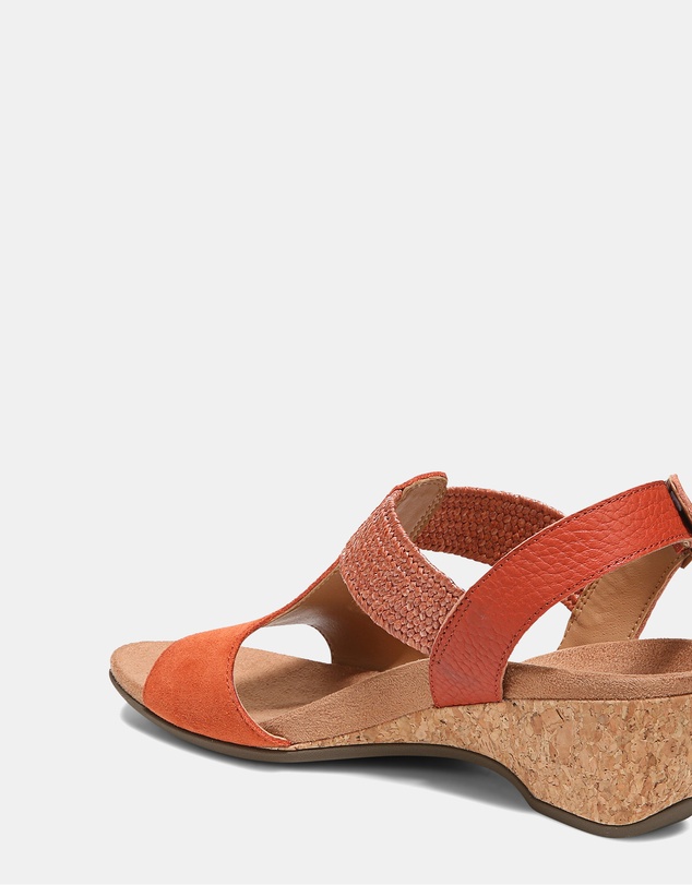 Vionic - Kaytie Wedge Sandal - Clay