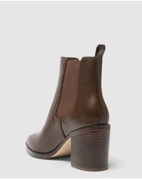 SPURR - Adrian - ONLINE EXCLUSIVE