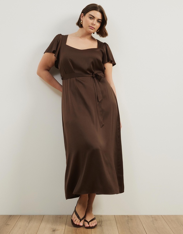 Atmos&Here Curvy - Florence Flutter Sleeve Maxi Dress