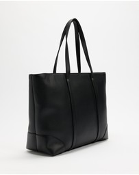 Armani Exchange - Polly Shopping M